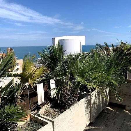 L14 - Bilocale In Con Piscina